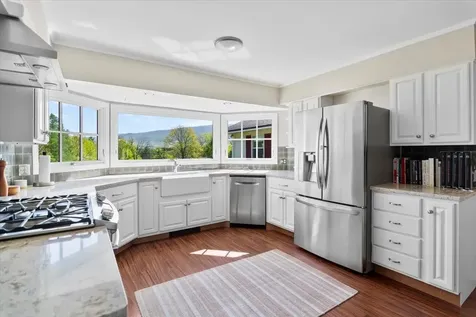 693 Longview Drive Manchester VT 05254