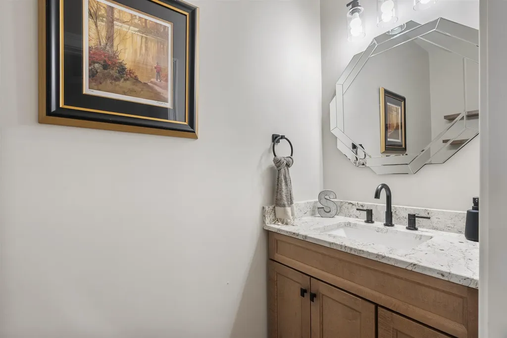 12 Tanya Lane Brentwood NH 03833