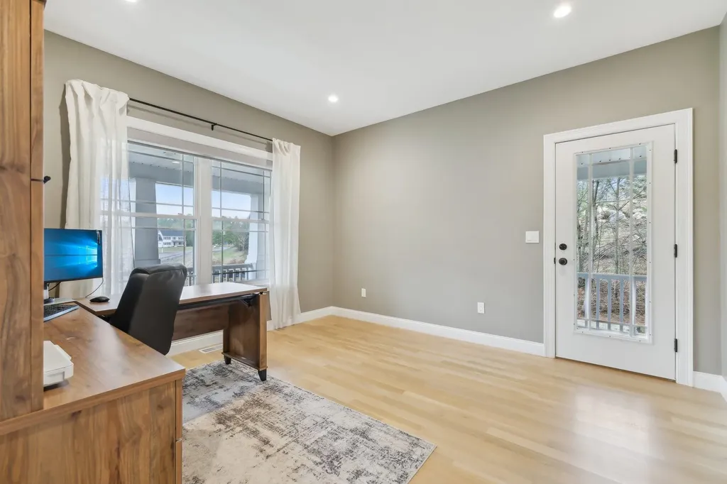 12 Tanya Lane Brentwood NH 03833