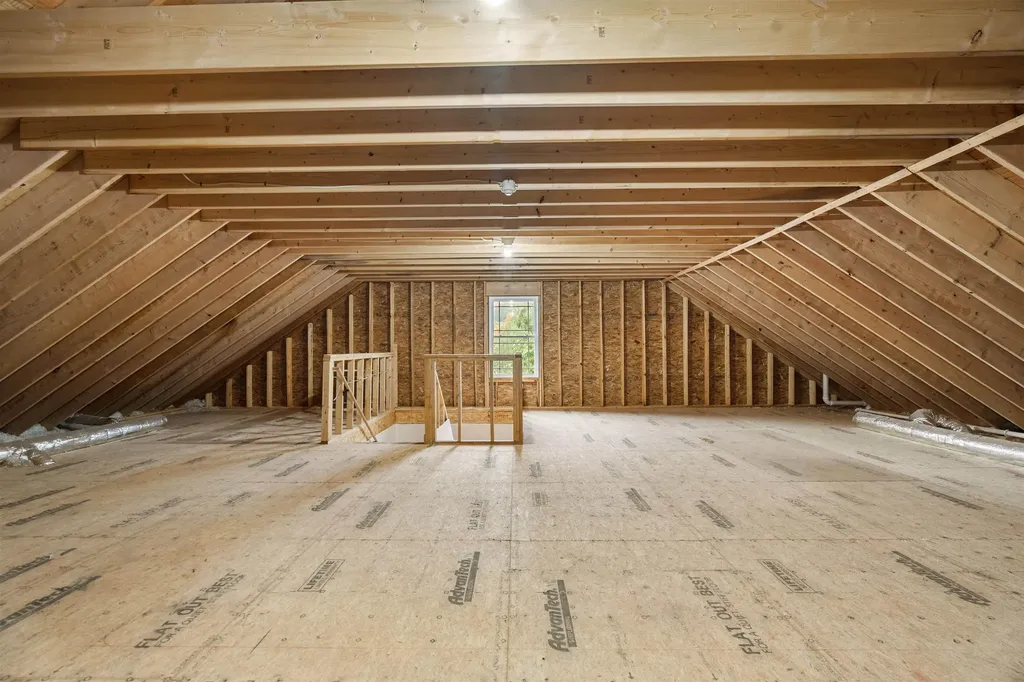 12 Tanya Lane Brentwood NH 03833