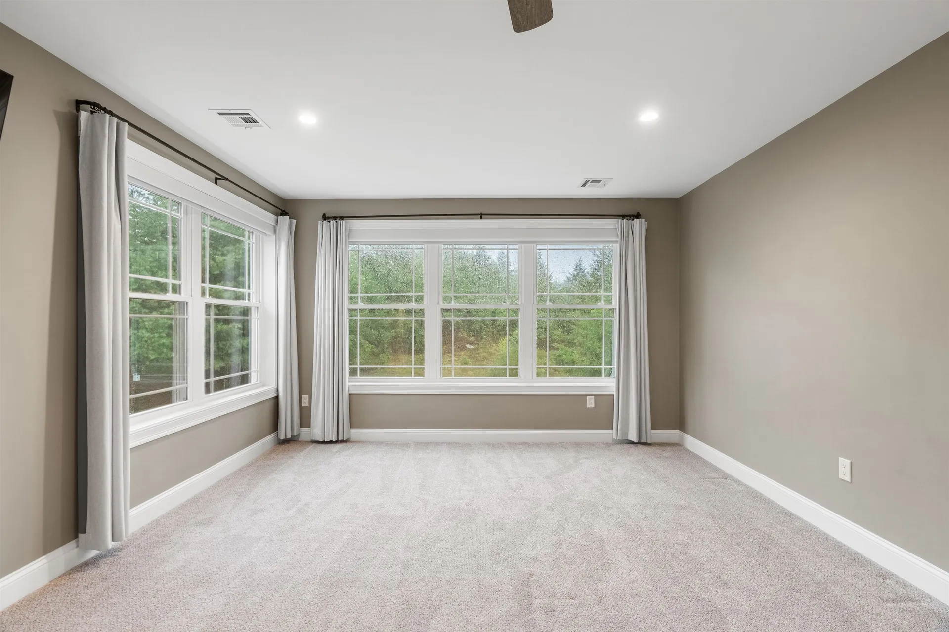 12 Tanya Lane Brentwood NH 03833