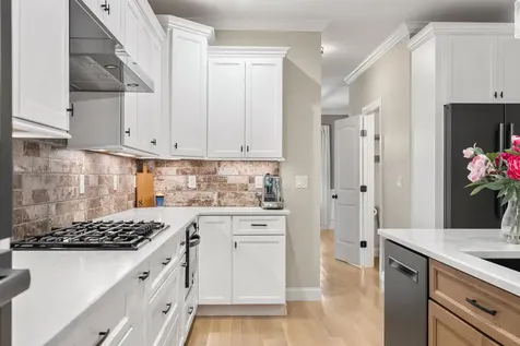 12 Tanya Lane Brentwood NH 03833