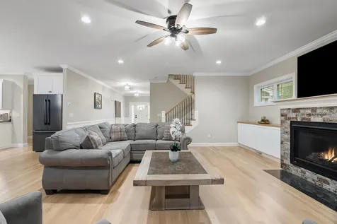 12 Tanya Lane Brentwood NH 03833