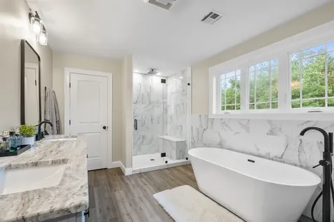 12 Tanya Lane Brentwood NH 03833