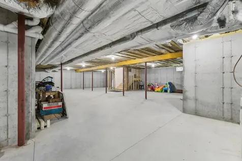 12 Tanya Lane Brentwood NH 03833