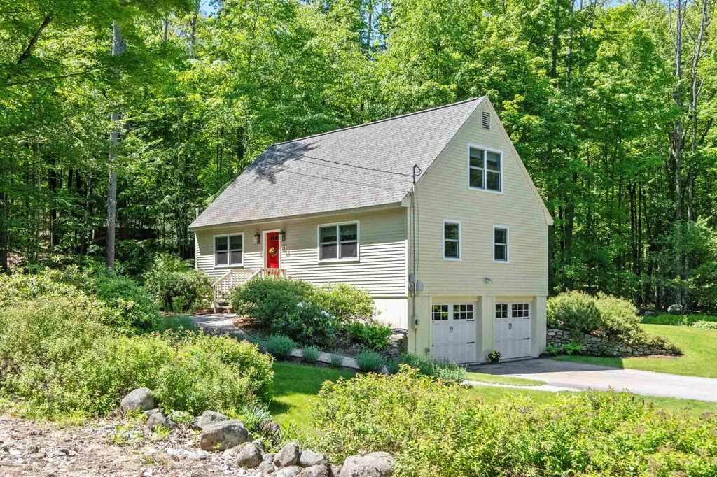 28 Brown Hill Road Bow NH 03304