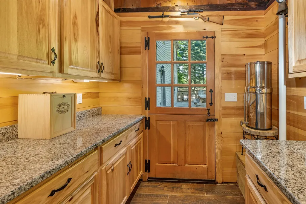 11 Lane Road Chichester NH 03258