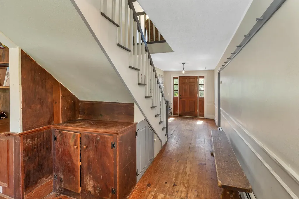 11 Lane Road Chichester NH 03258