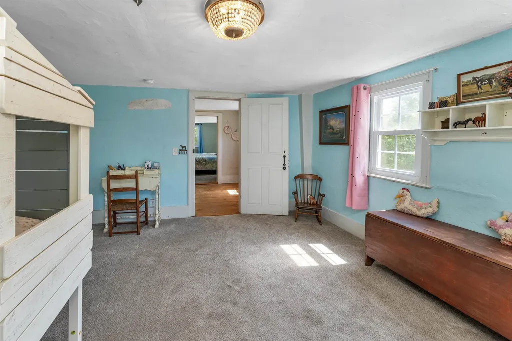 11 Lane Road Chichester NH 03258