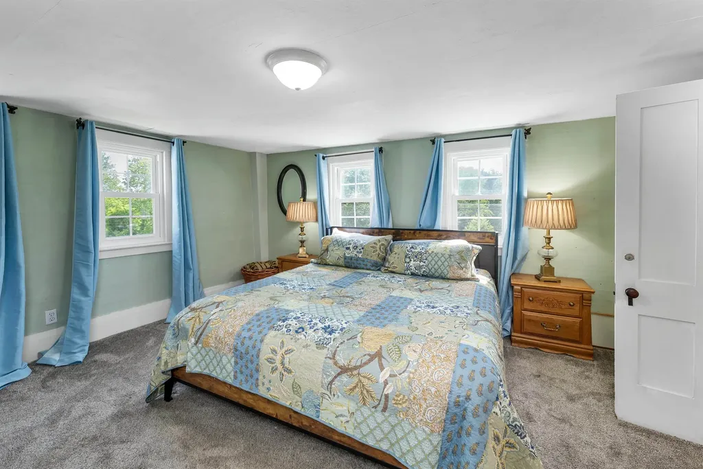 11 Lane Road Chichester NH 03258