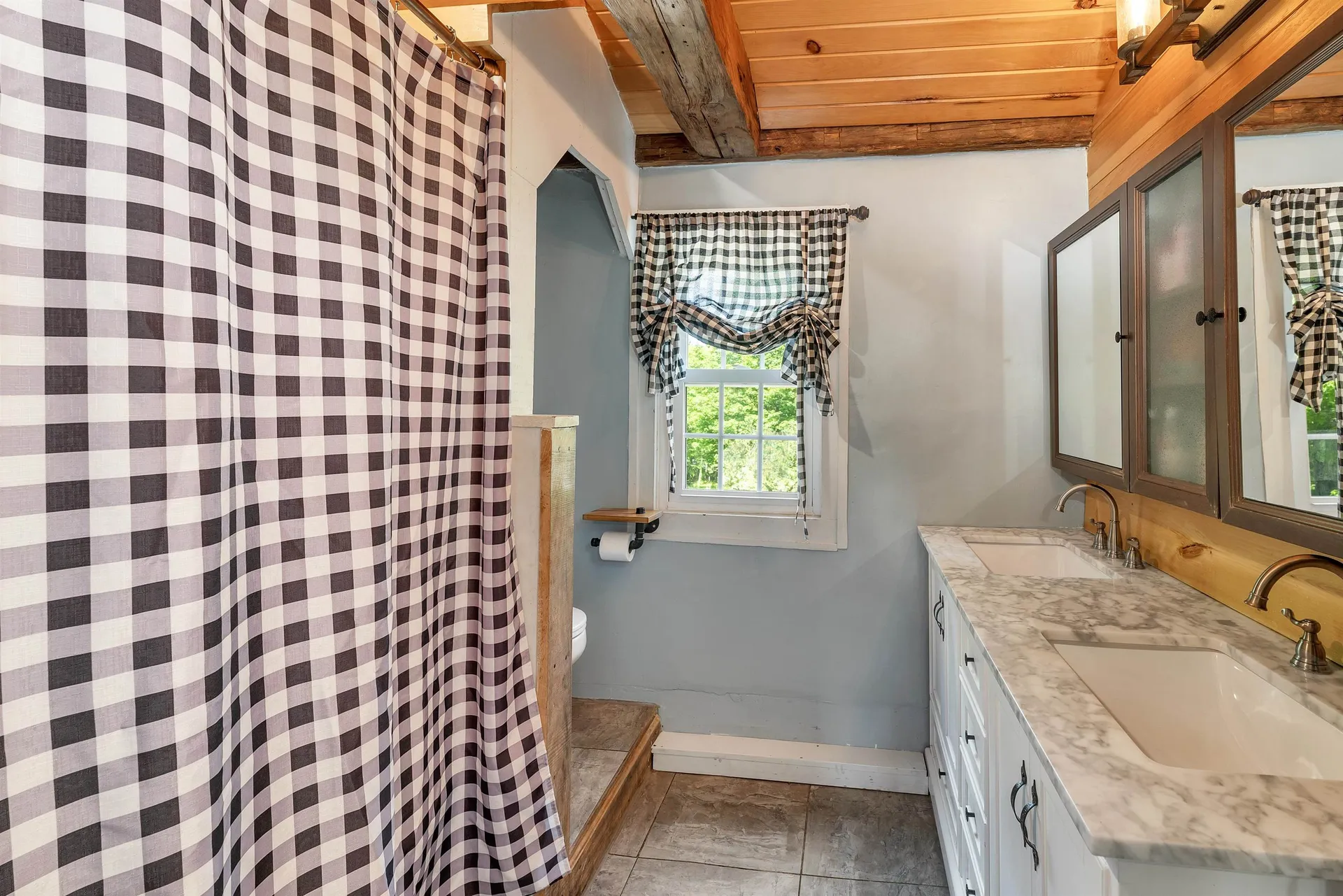 11 Lane Road Chichester NH 03258