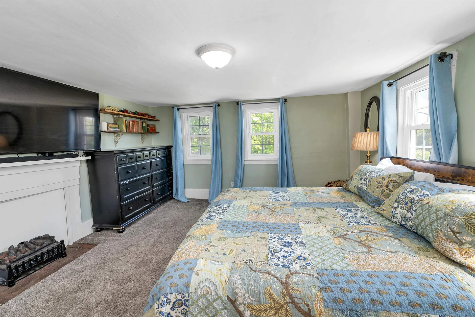 11 Lane Road Chichester NH 03258