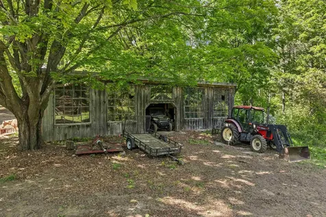 11 Lane Road Chichester NH 03258