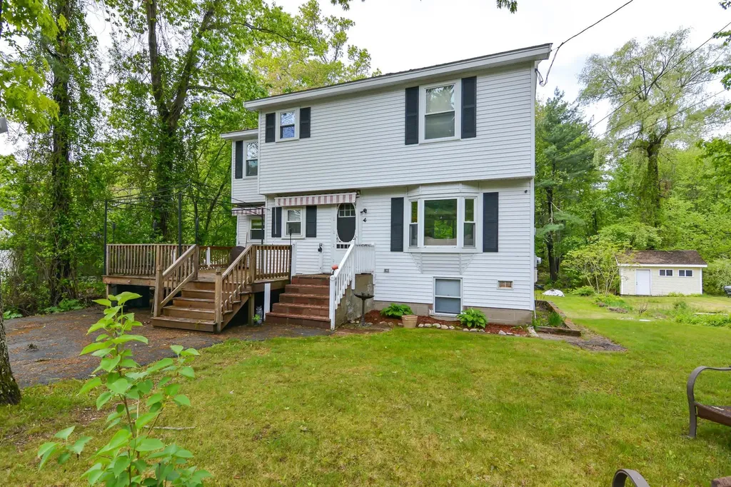 4 Hilda Avenue Derry NH 03038