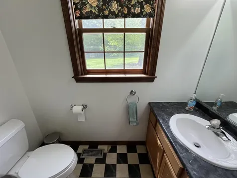 4 Stable Road Nashua NH 03062