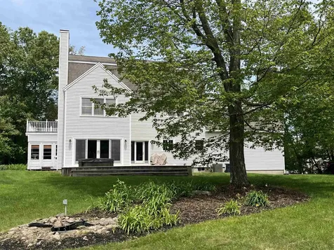 4 Stable Road Nashua NH 03062