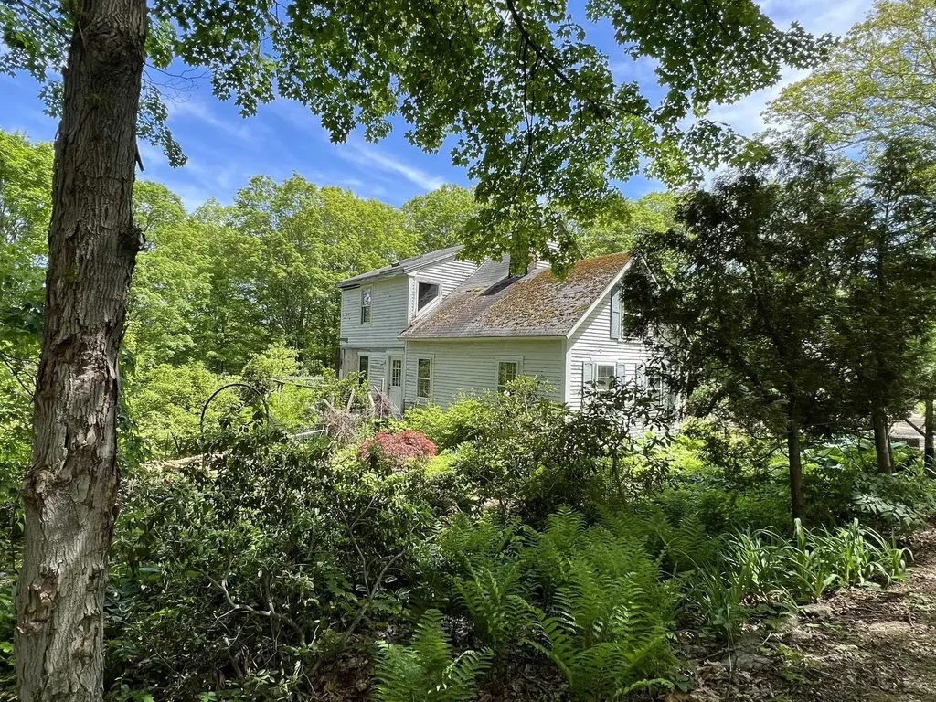 239 Blakes Hill Road Northwood NH 03261