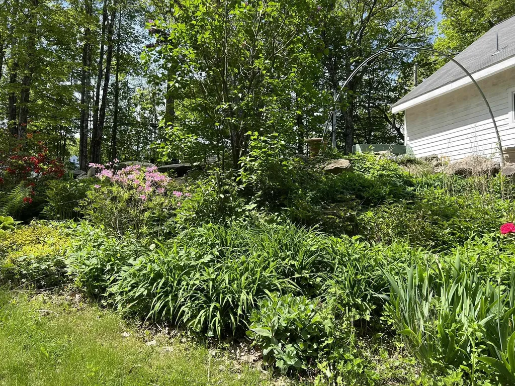 239 Blakes Hill Road Northwood NH 03261