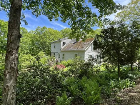 239 Blakes Hill Road Northwood NH 03261