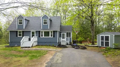 17 San Antonio Drive Fremont NH 03044