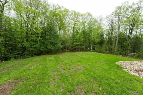 17 San Antonio Drive Fremont NH 03044