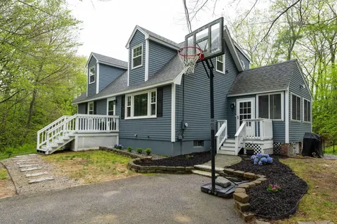 17 San Antonio Drive Fremont NH 03044