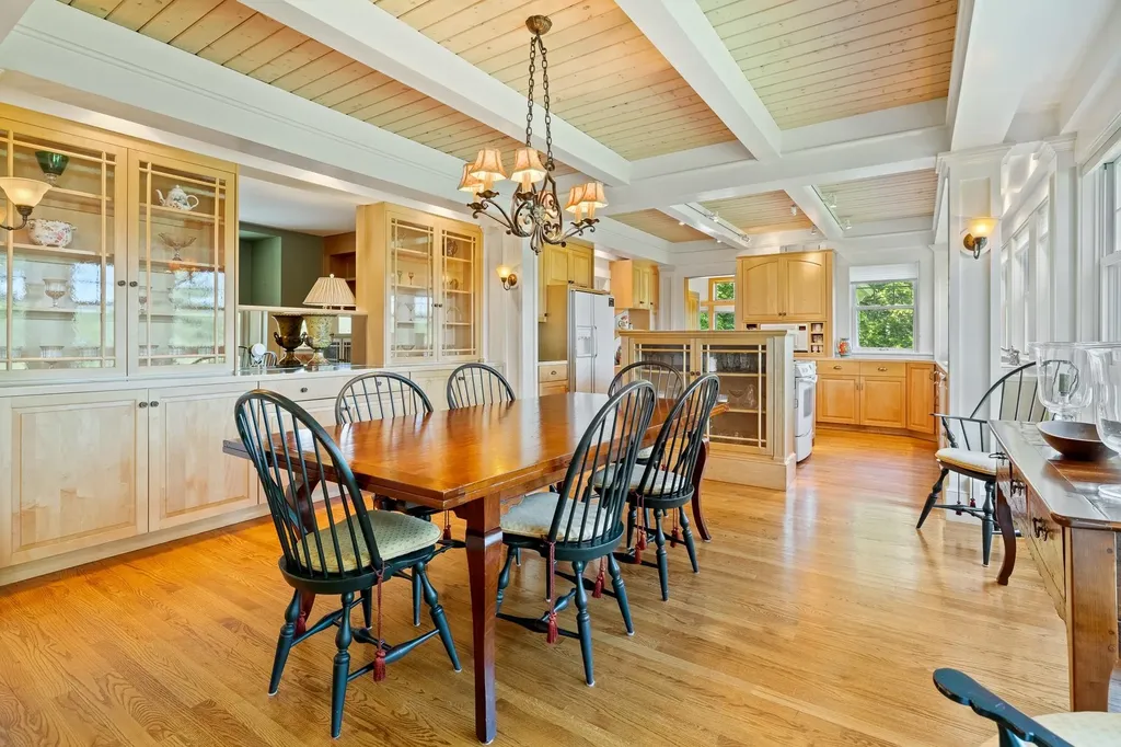 207 Boynton Road Londonderry VT 05148