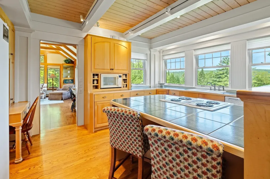 207 Boynton Road Londonderry VT 05148