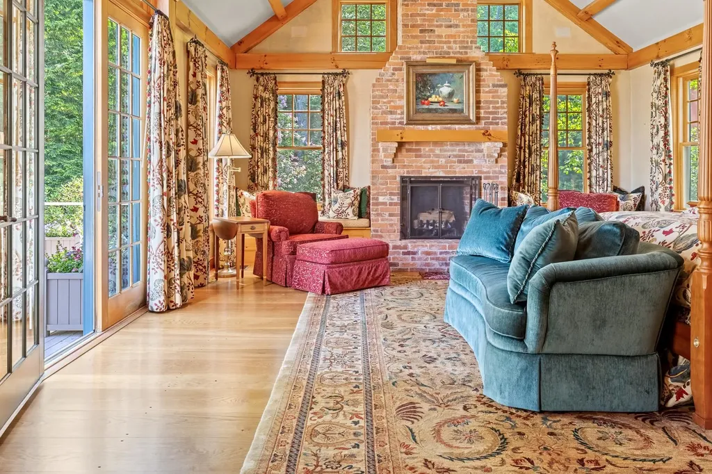 207 Boynton Road Londonderry VT 05148