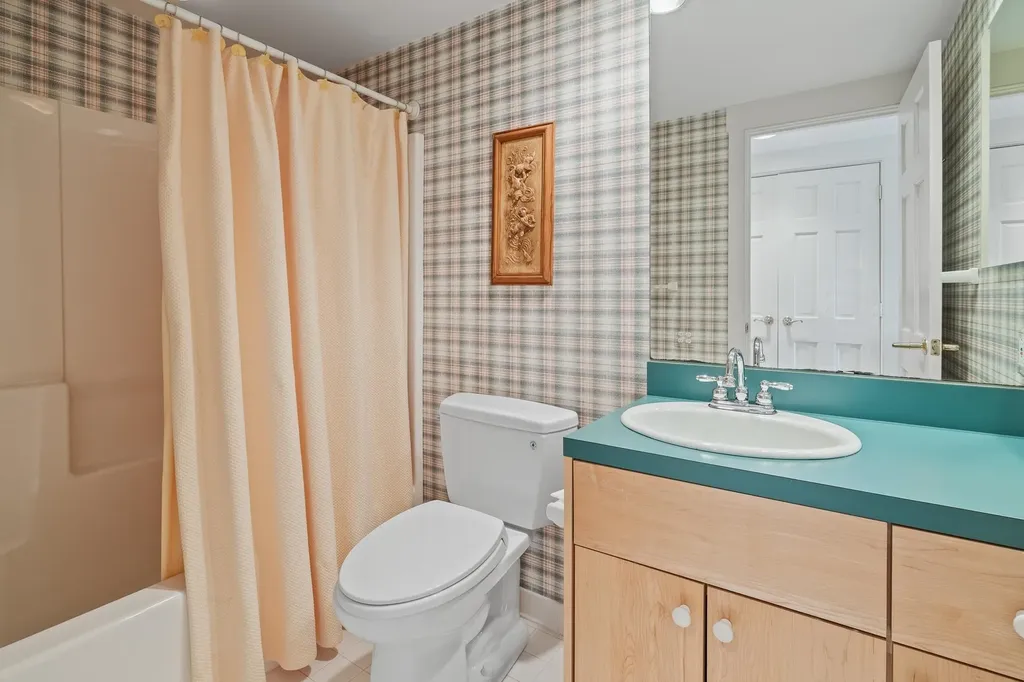 207 Boynton Road Londonderry VT 05148