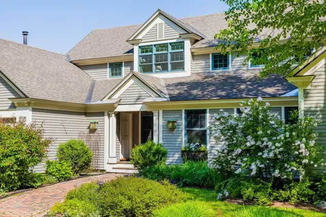 207 Boynton Road Londonderry VT 05148