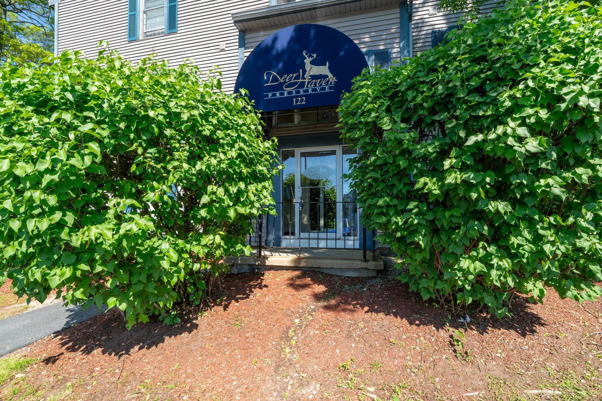 122 Eastern Avenue Manchester NH 03104