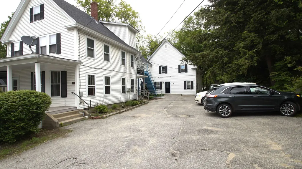 31 Maple Street Hopkinton NH 03229