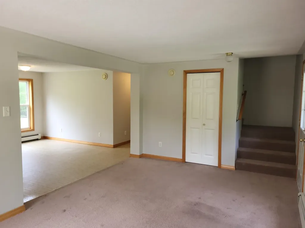 68 Bowen School Road Deering NH 03244