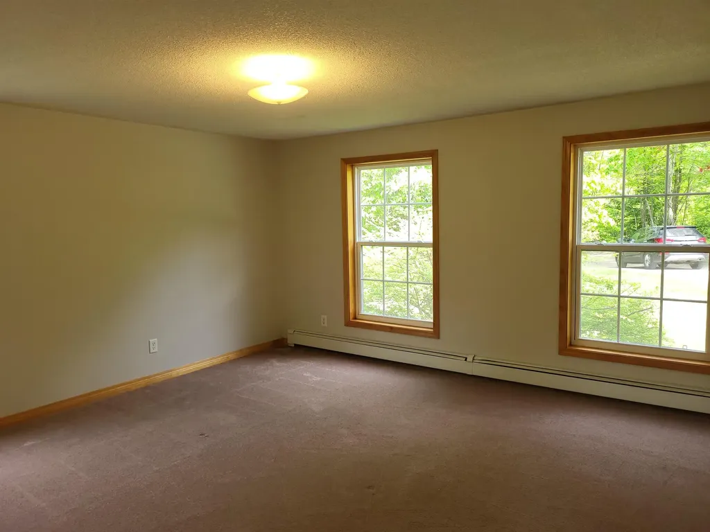 68 Bowen School Road Deering NH 03244