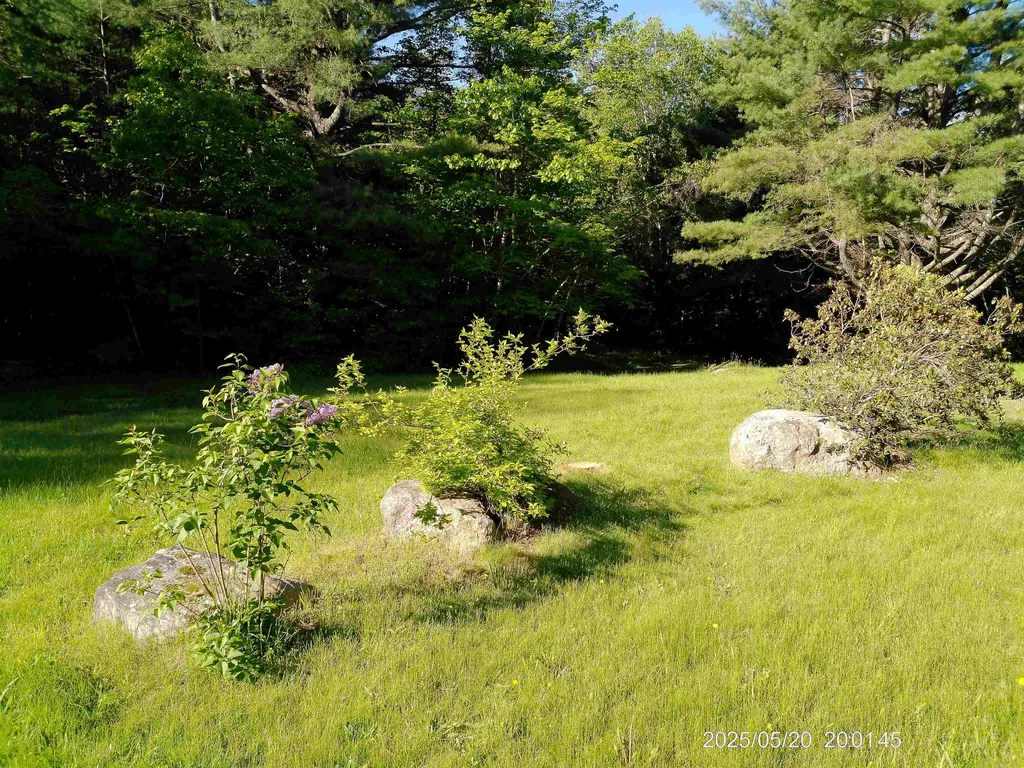 68 Bowen School Road Deering NH 03244