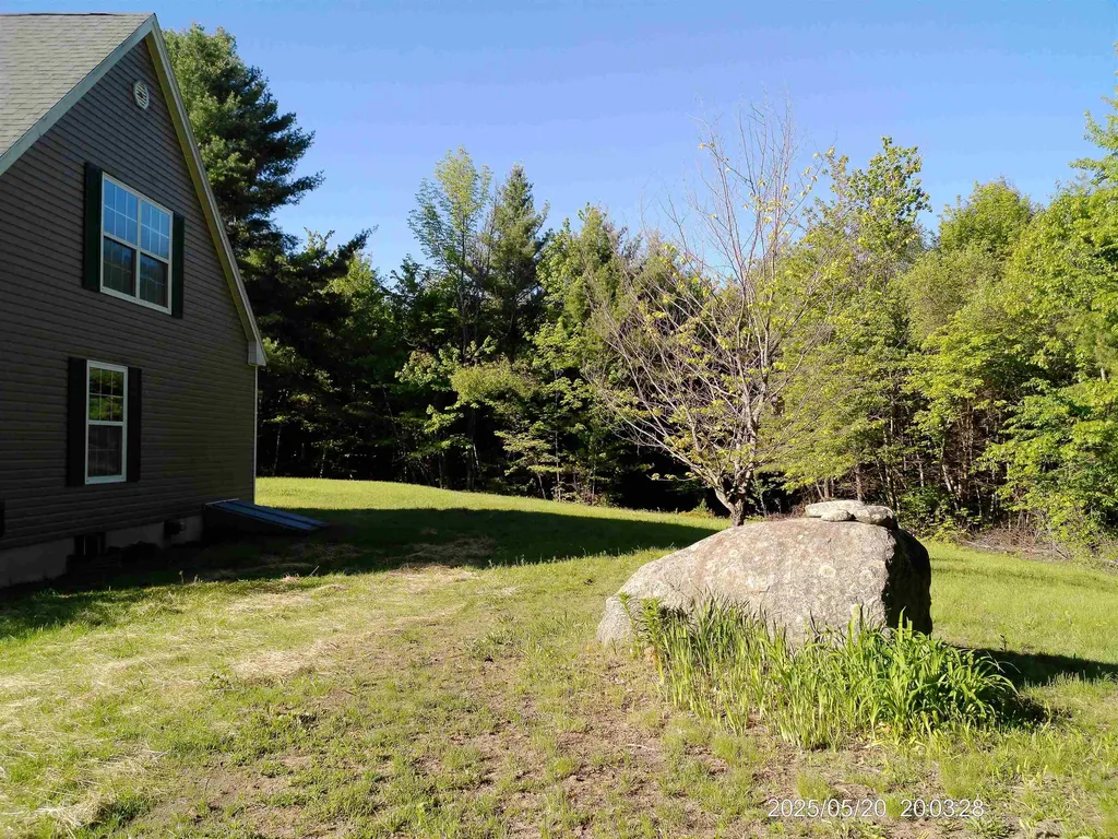 68 Bowen School Road Deering NH 03244