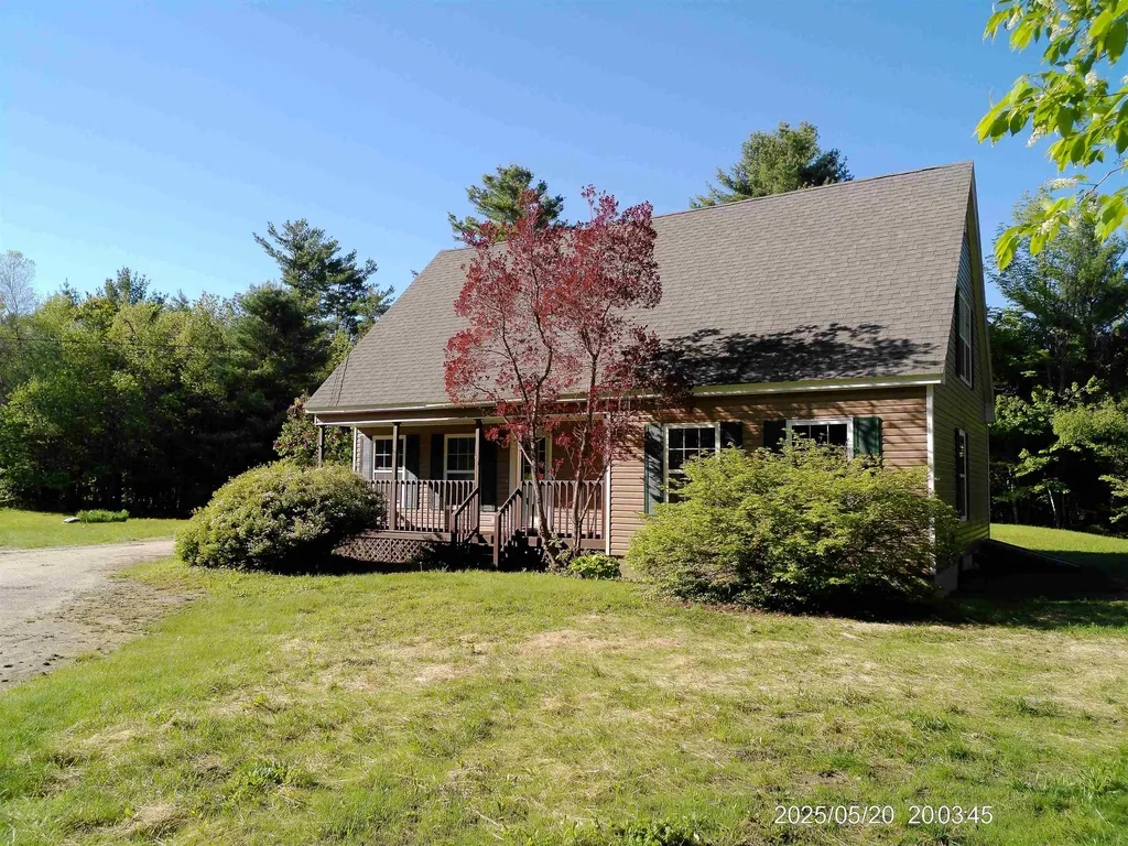 68 Bowen School Road Deering NH 03244