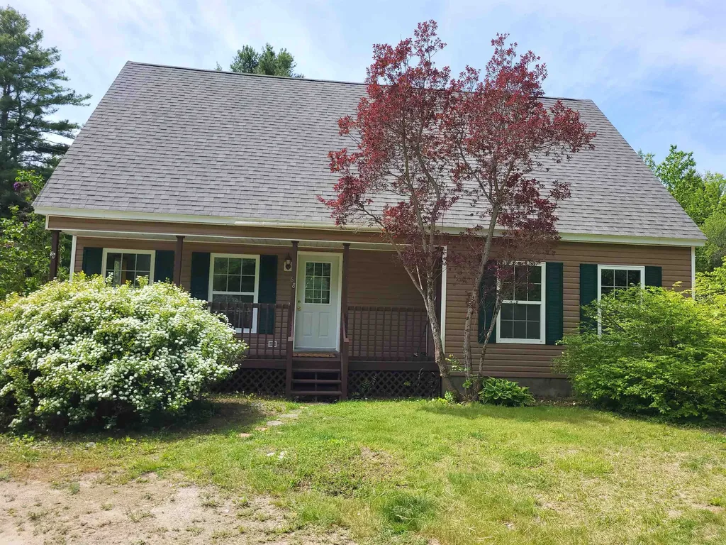 68 Bowen School Road Deering NH 03244
