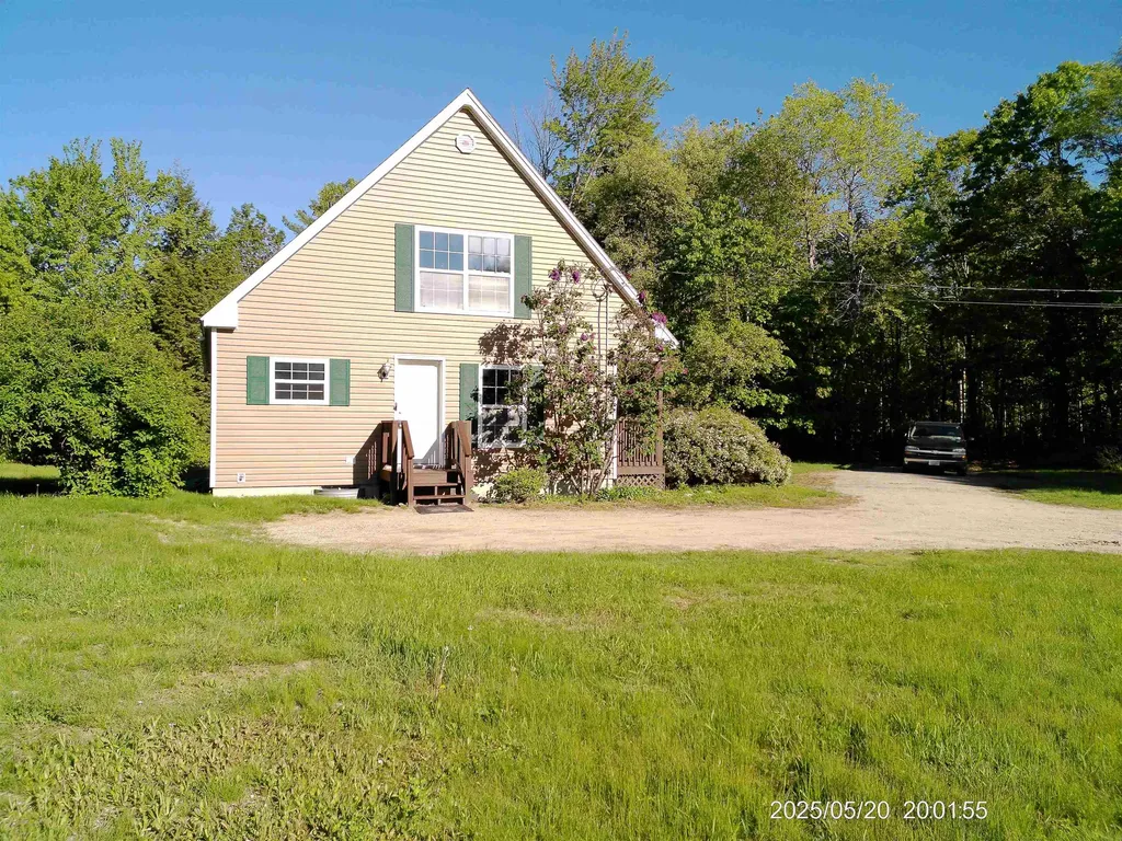 68 Bowen School Road Deering NH 03244