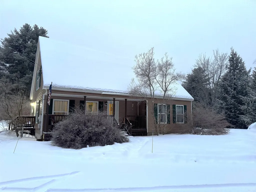 68 Bowen School Road Deering NH 03244
