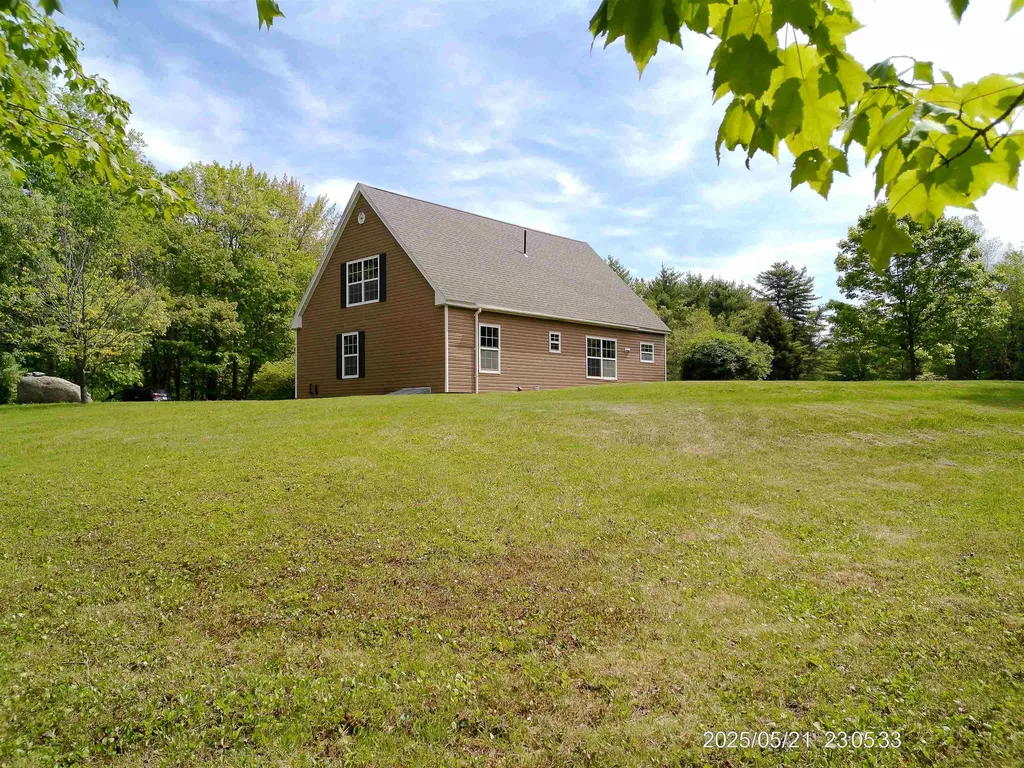 68 Bowen School Road Deering NH 03244
