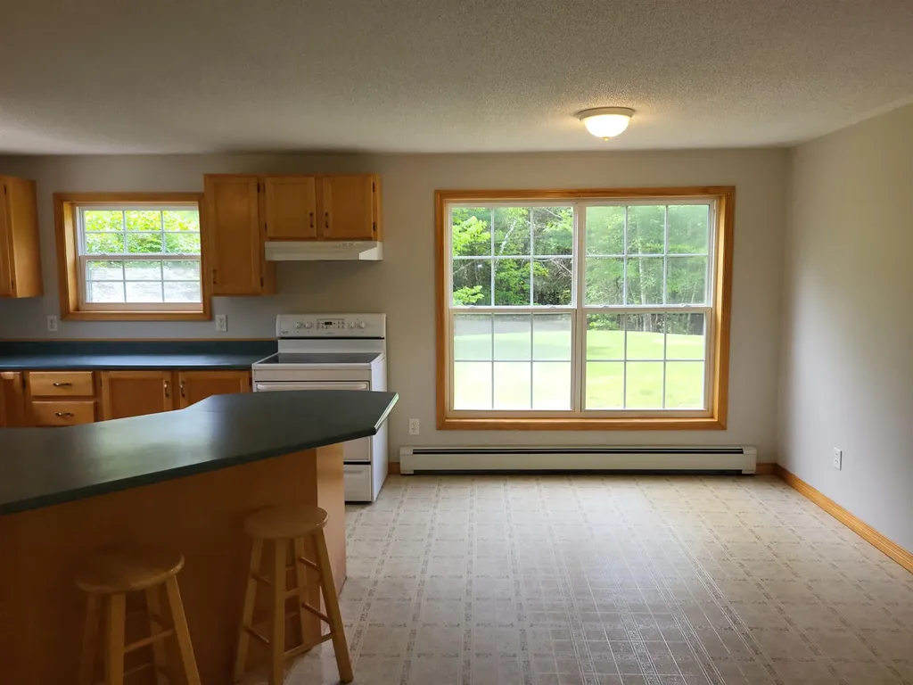 68 Bowen School Road Deering NH 03244