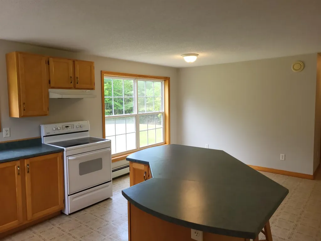 68 Bowen School Road Deering NH 03244