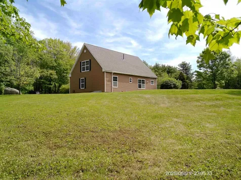 68 Bowen School Road Deering NH 03244