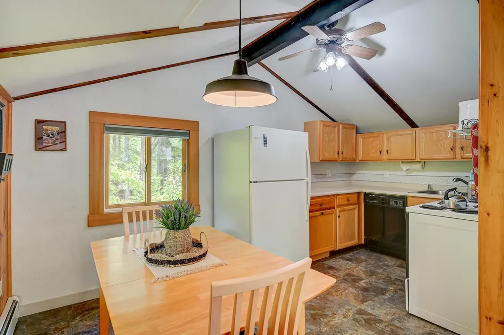 16 Merrimeeting Road Conway NH 03860