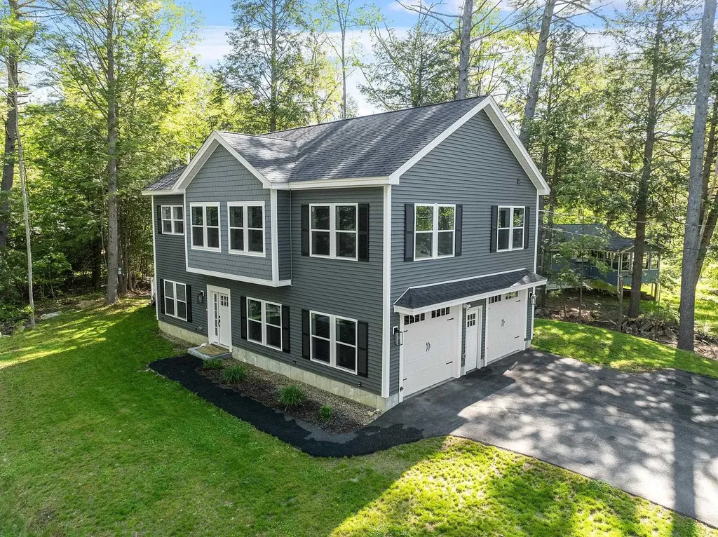 28 Colony Drive Barnstead NH 03225
