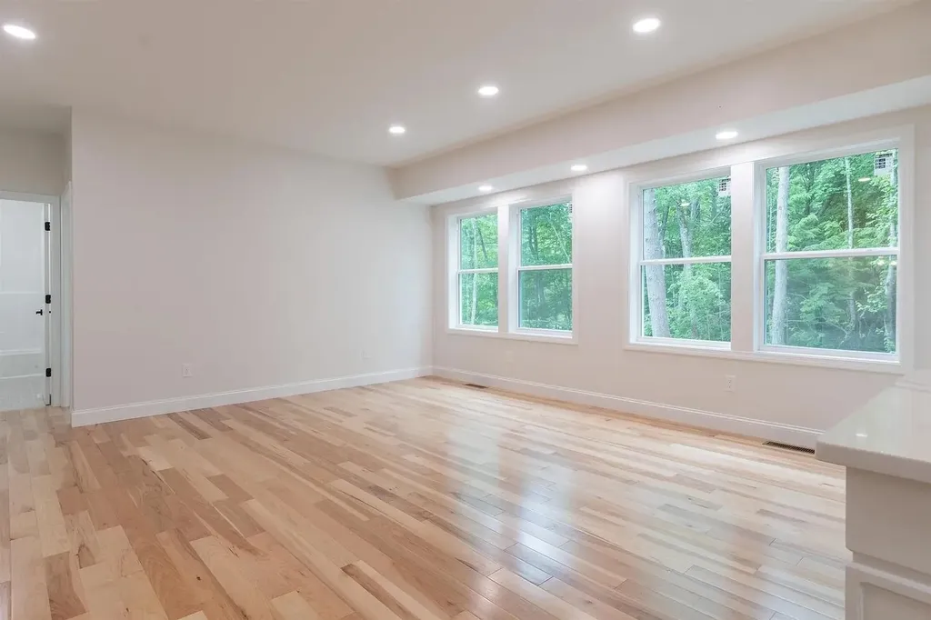 28 Colony Drive Barnstead NH 03225