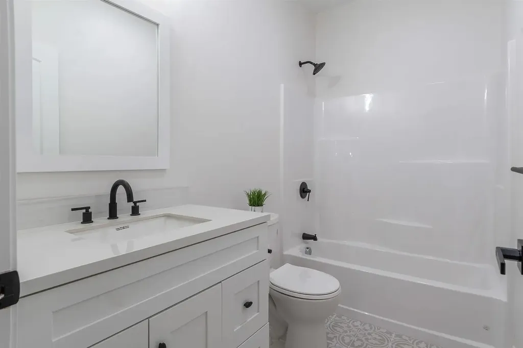 28 Colony Drive Barnstead NH 03225