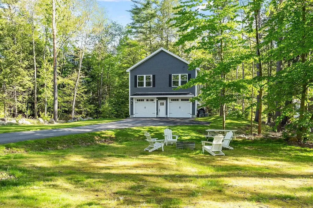 28 Colony Drive Barnstead NH 03225